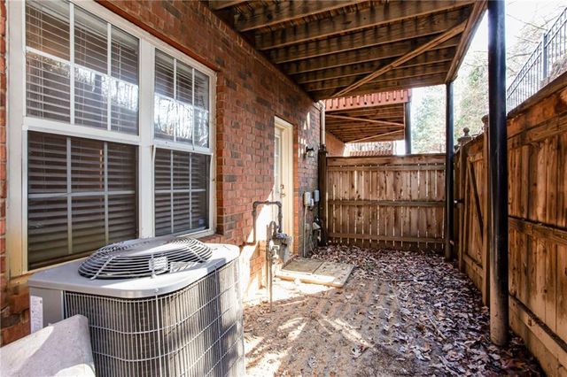 5134 Manerdale SE Drive 3, Atlanta, GA 30339