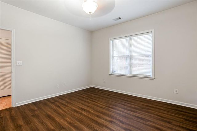 5134 Manerdale SE Drive 3, Atlanta, GA 30339