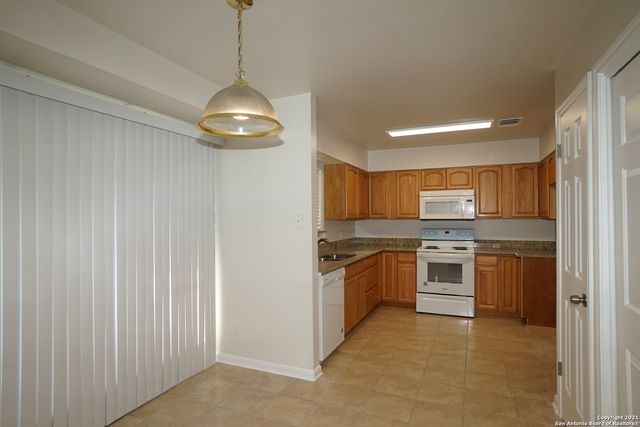 601 Thetford Unit 601, San Antonio, TX 78254