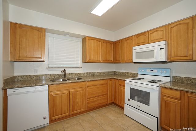 601 Thetford Unit 601, San Antonio, TX 78254