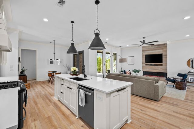 4 Tupelo Court, Little Rock, AR 72223