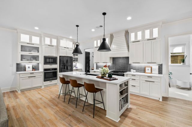 4 Tupelo Court, Little Rock, AR 72223