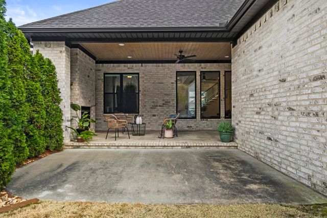 4 Tupelo Court, Little Rock, AR 72223