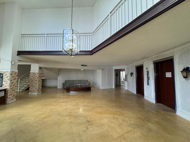2025 NE 164th Street 601, North Miami Beach, FL 33162