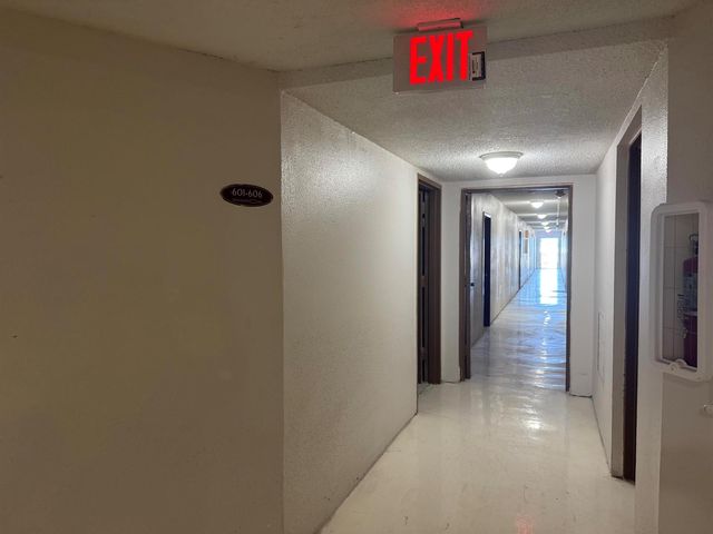 2025 NE 164th Street 601, North Miami Beach, FL 33162