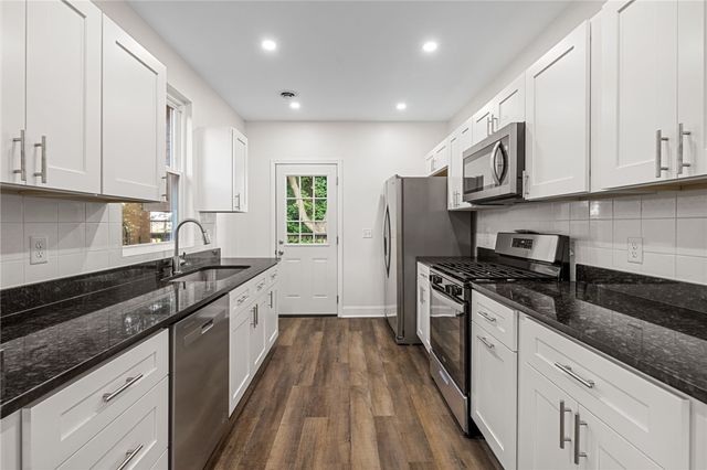 438 N Fairmount 2, Garfield, PA 15206