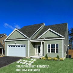 20B Crownshield, Uxbridge, MA 01569