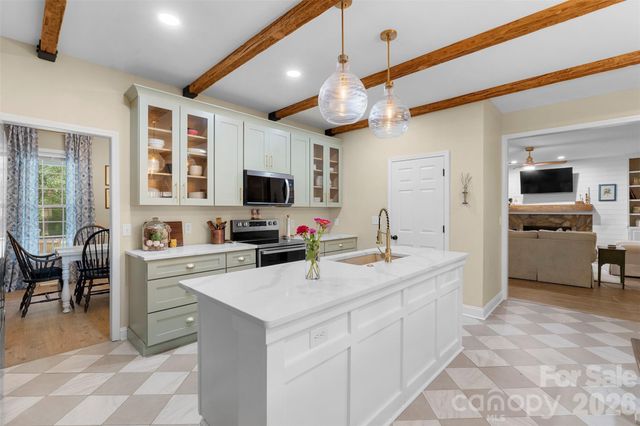 7233 Ridge Road, Lexington, NC 27295