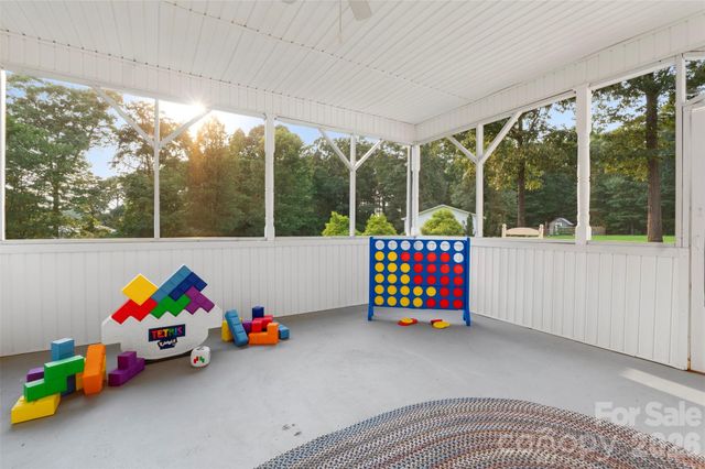7233 Ridge Road, Lexington, NC 27295