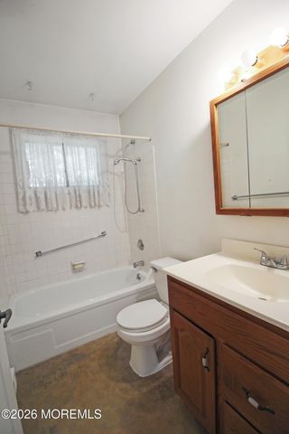 40b Roosevelt City Road, Whiting, NJ 08759