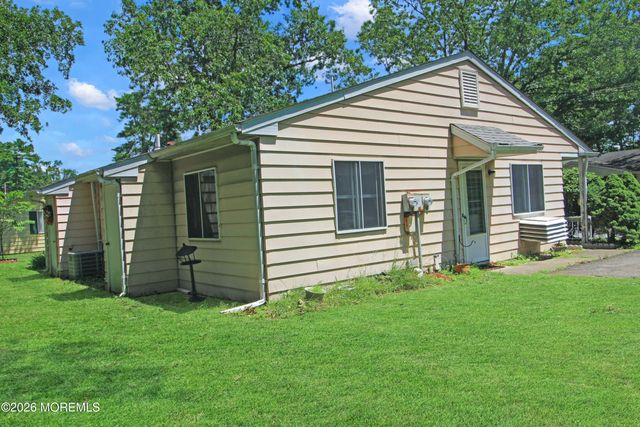 40b Roosevelt City Road, Whiting, NJ 08759