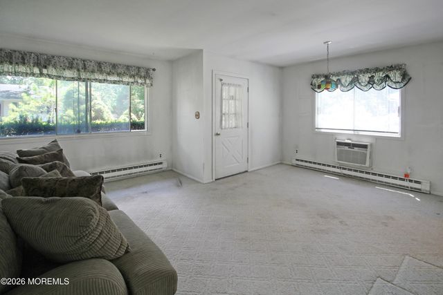 40b Roosevelt City Road, Whiting, NJ 08759