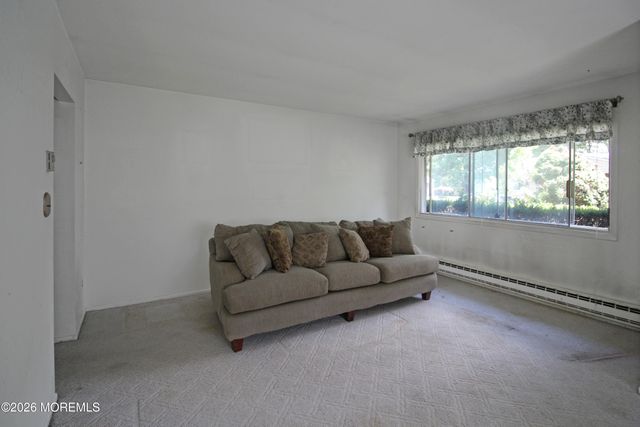 40b Roosevelt City Road, Whiting, NJ 08759