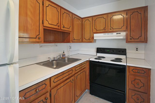 40b Roosevelt City Road, Whiting, NJ 08759