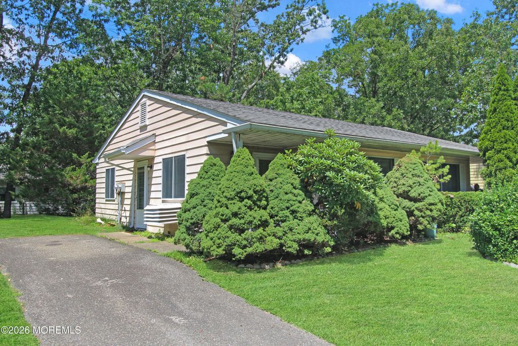 40b Roosevelt City Road, Whiting, NJ 08759