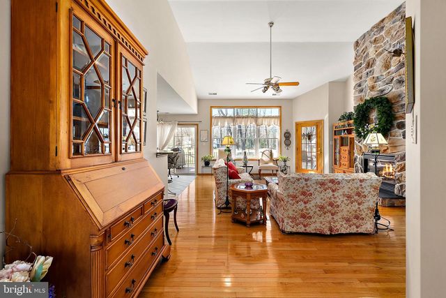 6 GREENS CT, Berlin, MD 21811