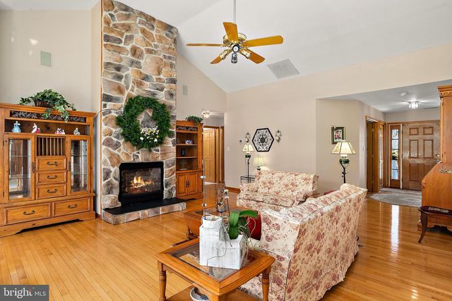 6 GREENS CT, Berlin, MD 21811