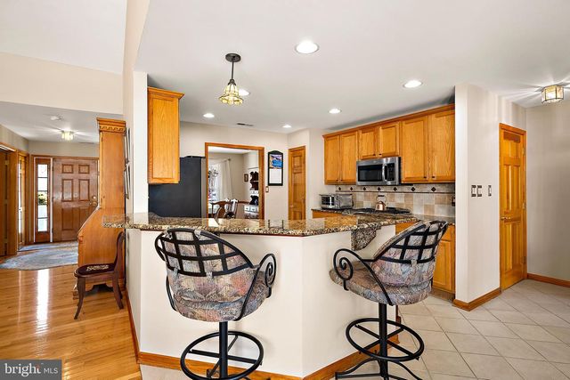 6 GREENS CT, Berlin, MD 21811