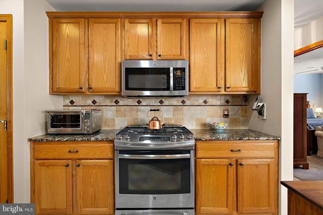 6 GREENS CT, Berlin, MD 21811