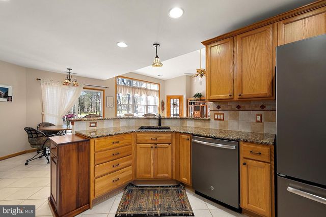 6 GREENS CT, Berlin, MD 21811