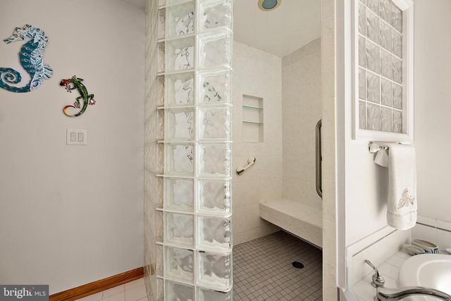 6 GREENS CT, Berlin, MD 21811