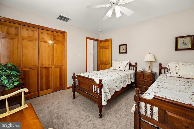 6 GREENS CT, Berlin, MD 21811