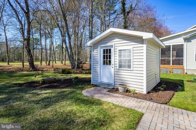 6 GREENS CT, Berlin, MD 21811