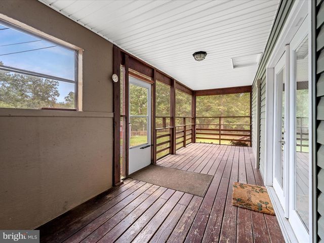 220 CHESTNUT GROVE RD, Winchester, VA 22603