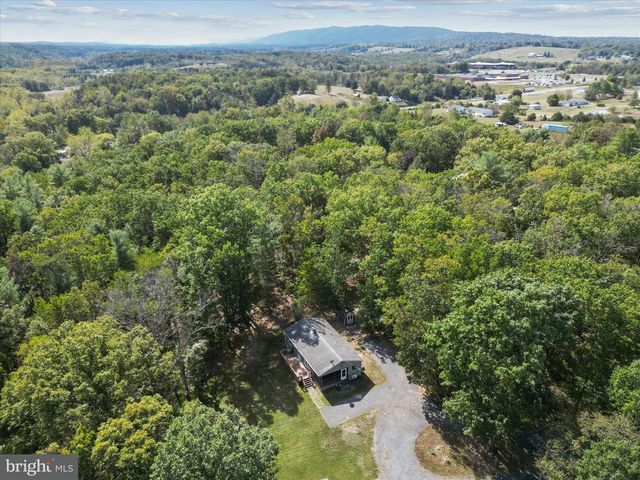 220 CHESTNUT GROVE RD, Winchester, VA 22603