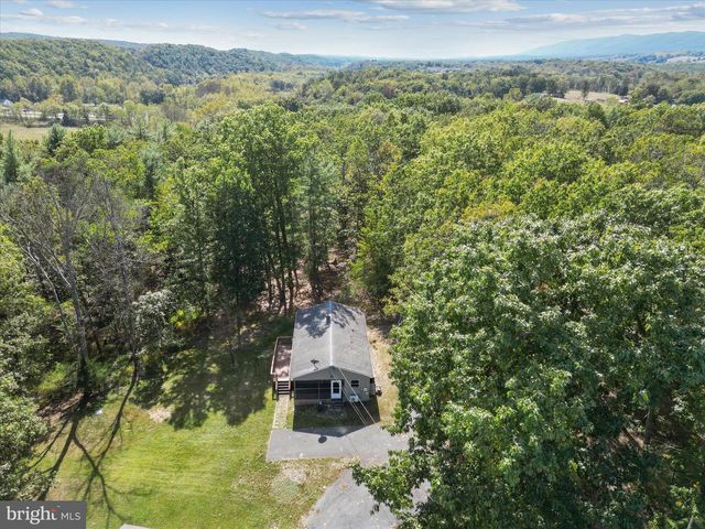 220 CHESTNUT GROVE RD, Winchester, VA 22603