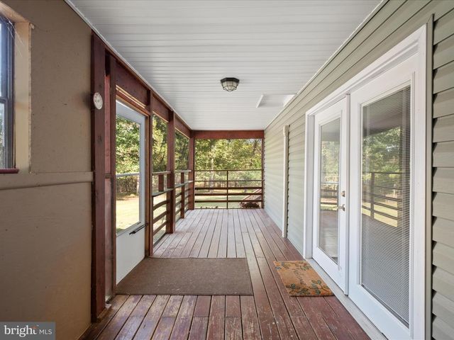 220 CHESTNUT GROVE RD, Winchester, VA 22603