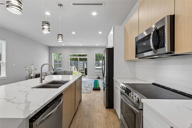 2603 Crossman Avenue, Dallas, TX 75212