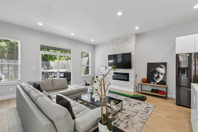 2603 Crossman Avenue, Dallas, TX 75212