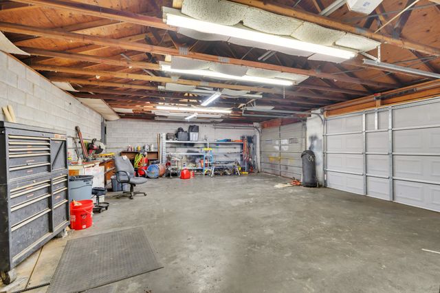 110 Buzzard Roost Rd, Chapel Hill, TN 37034