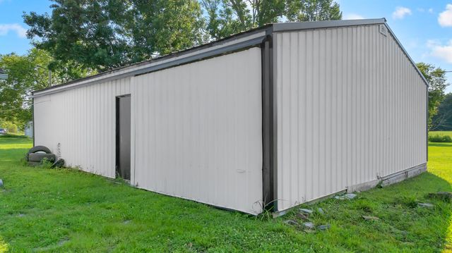 110 Buzzard Roost Rd, Chapel Hill, TN 37034