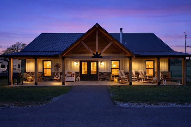 110 Buzzard Roost Rd, Chapel Hill, TN 37034