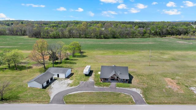 110 Buzzard Roost Rd, Chapel Hill, TN 37034