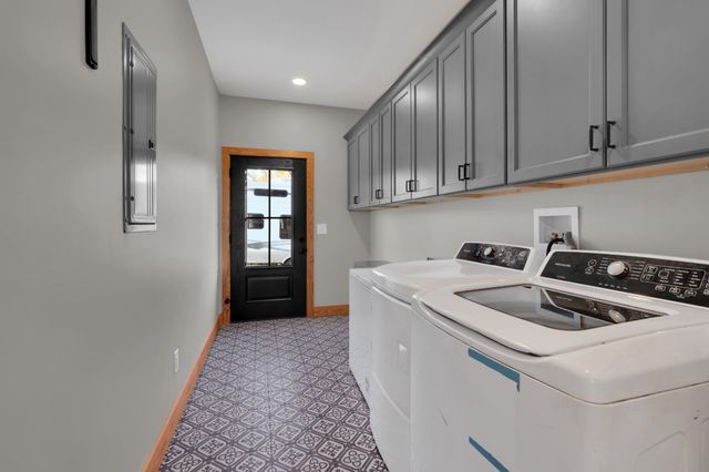 110 Buzzard Roost Rd, Chapel Hill, TN 37034