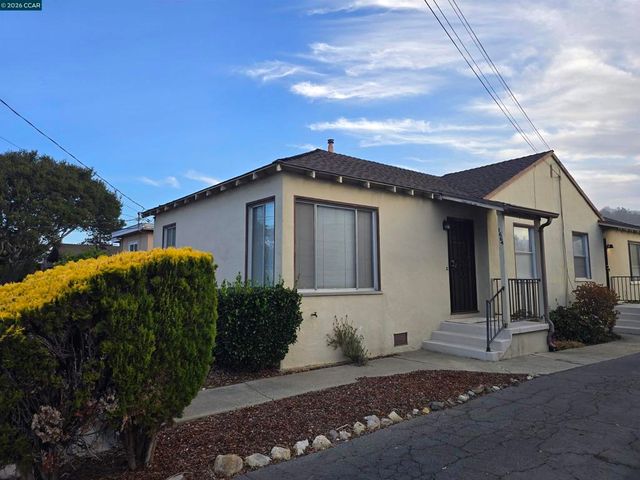 1662 San Benito St, Richmond, CA 94804