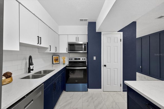 7125 BONITO STREET, Tampa, FL 33617