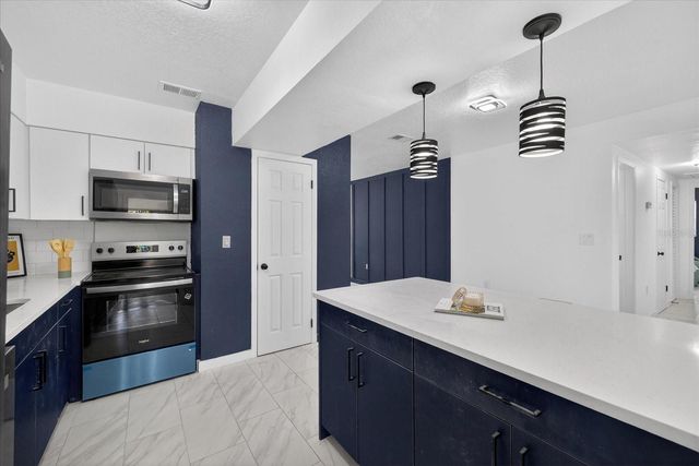 7125 BONITO STREET, Tampa, FL 33617