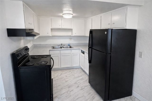 530 Kolson Circle, Las Vegas, NV 89119