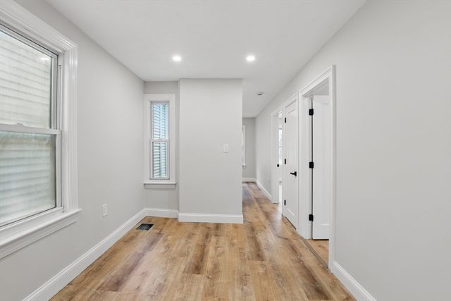 9 Cross Street, Somerville, MA 02145