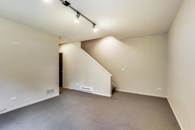 2233 W MEDILL Avenue D, Chicago, IL 60647