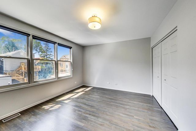 2233 W MEDILL Avenue D, Chicago, IL 60647