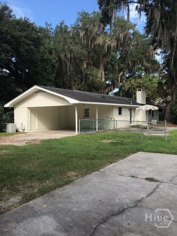 17 Piney Point Road, Savannah, GA 31410