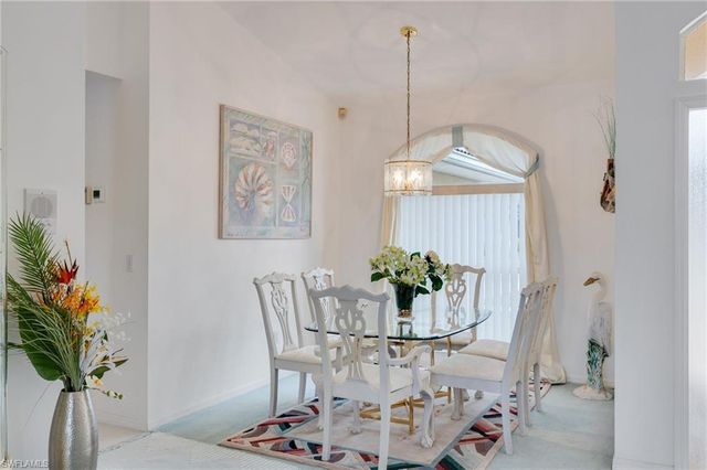 1957 Piccadilly Circus, Naples, FL 34112