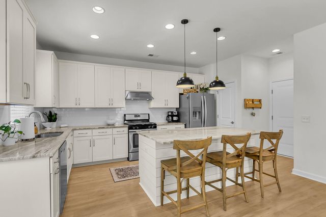 1560 Thoroughbred Boulevard, Johns Island, SC 29455