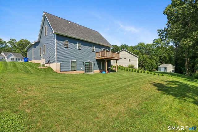 44 West River Road, East Windsor, CT 06088