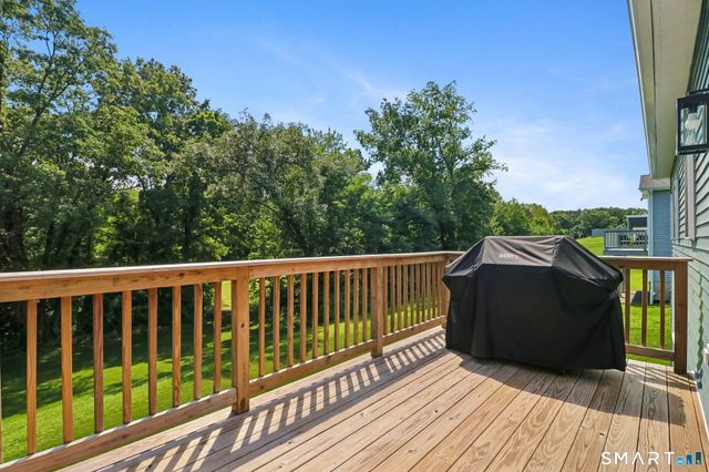 44 West River Road, East Windsor, CT 06088